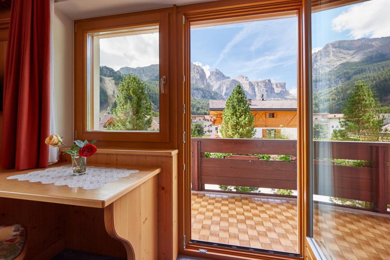 La Ciano Bed and Breakfast Corvara Exteriör bild