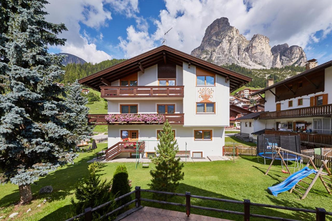 La Ciano Bed and Breakfast Corvara Exteriör bild