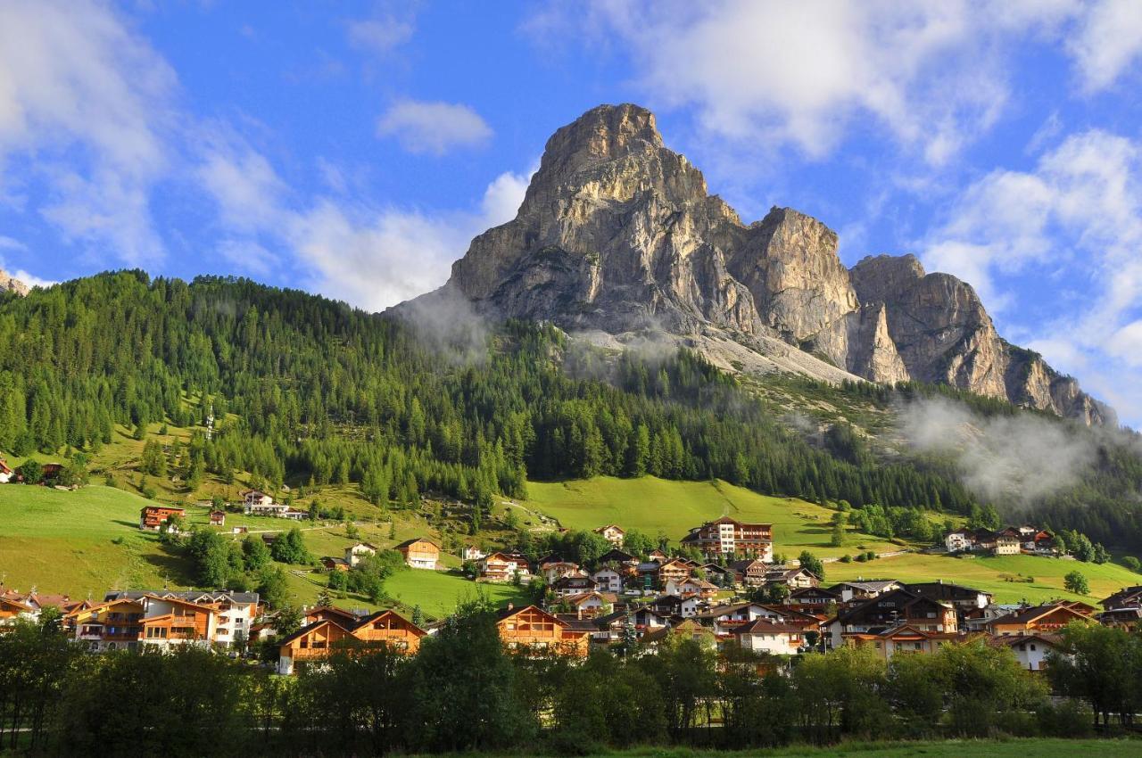 La Ciano Bed and Breakfast Corvara Exteriör bild